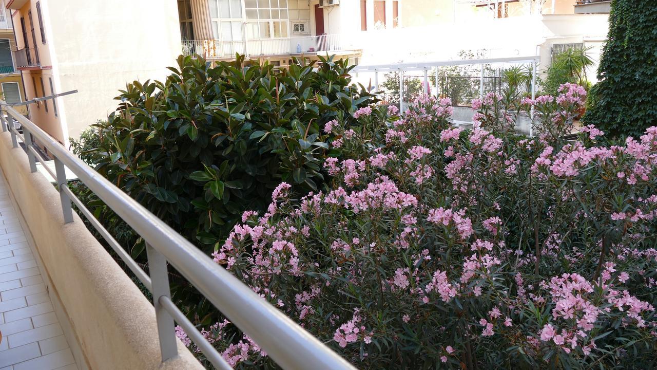 B&B Fusorario Catania Exterior photo