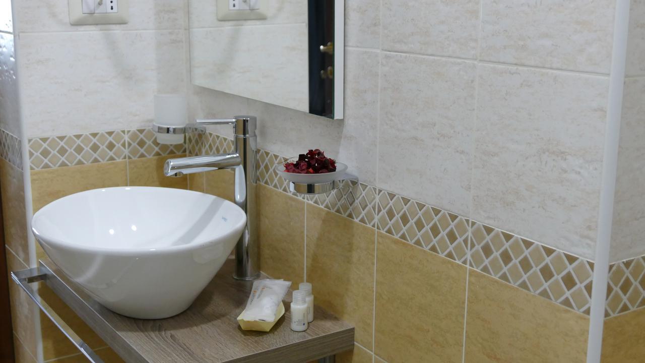 B&B Fusorario Catania Exterior photo